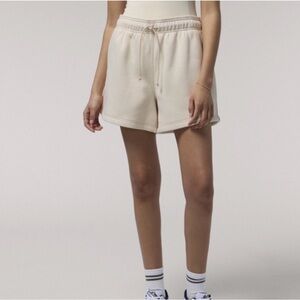 COZI Womens Yabsia Fleece Shorts Tan XS NWT 5” Inseam